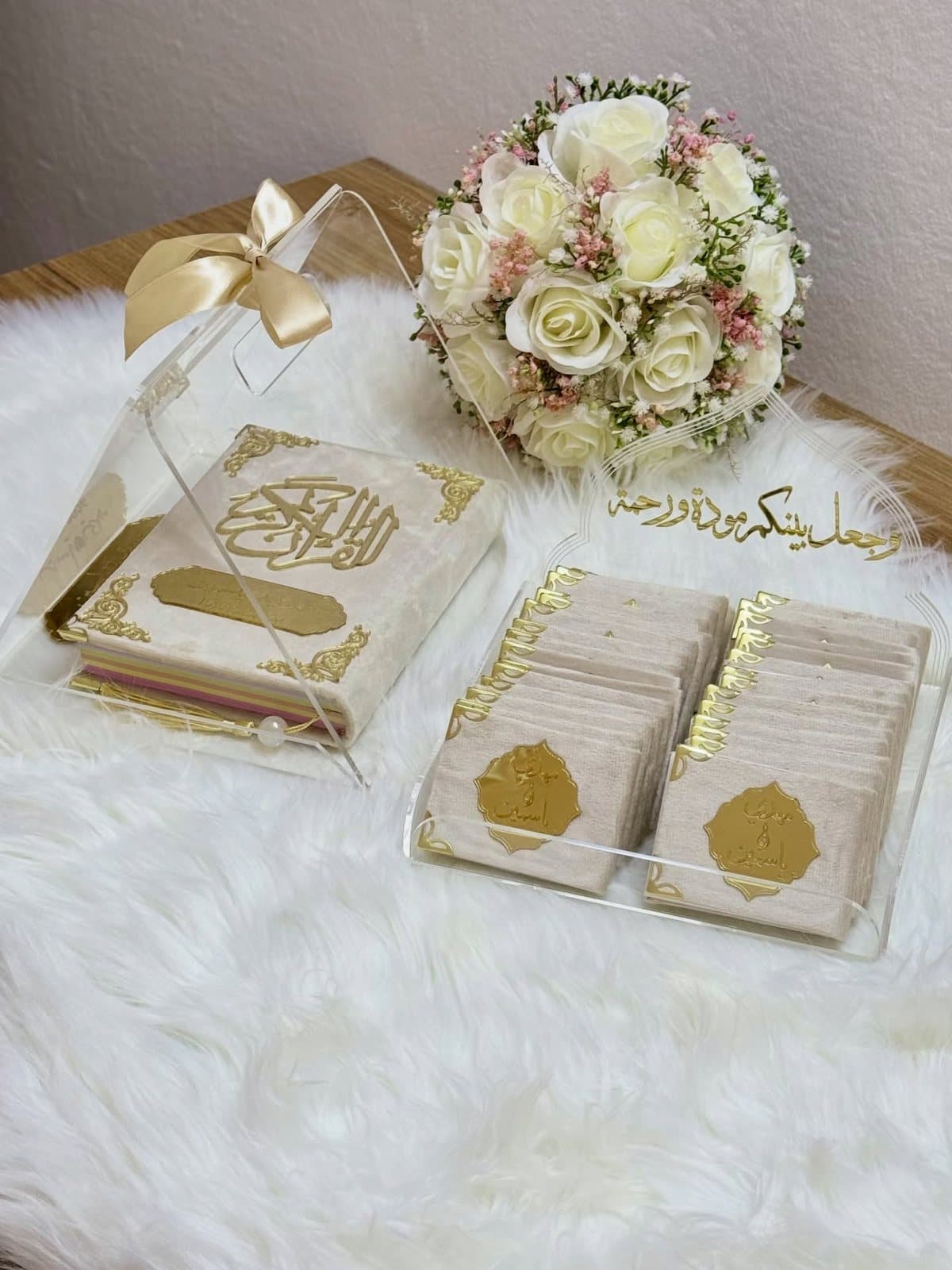 Coffret Coran de mariage avec cadeaux invités assortis